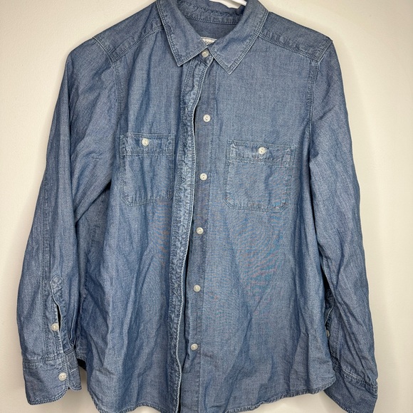 Liz Claiborne Tops - Vintage Liz Claiborne Simply Liz 100% Organic Cotton Blue Denim Shirt